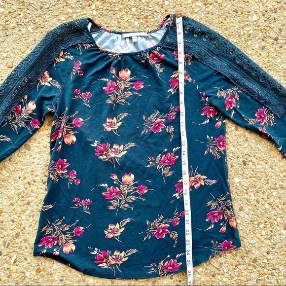Daniel Rainn Floral Lace Blouse Size M - Picture 3 of 12